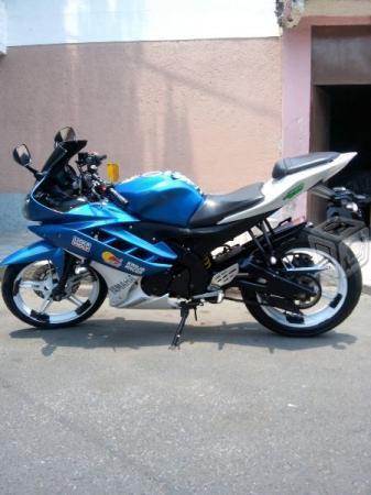 Yamaha R15 -13