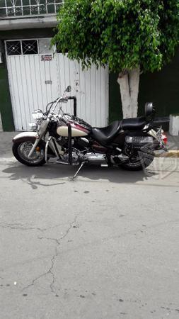 Yamaha V Star 1100cc -00