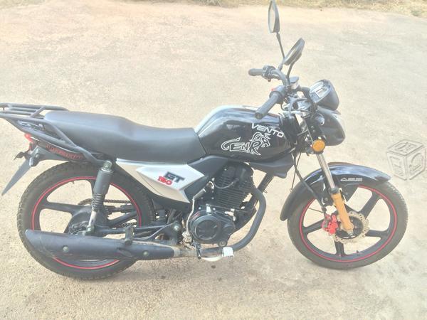 Se vende moto en buen estado -15