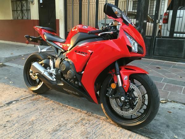 Honda CBR1000RR -13