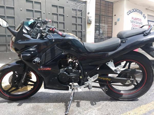 Italika modelo especial negra 200cc -13