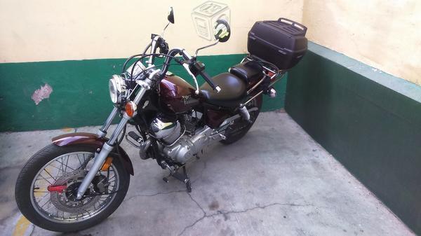 Motocicleta yamaha virago 250cc -07