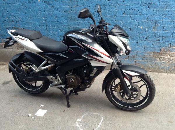 Moto Pulsar 200ns cuidada fz bws duke -14