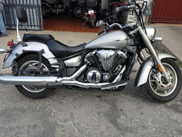 Yamaha Vstar 1300cc -08