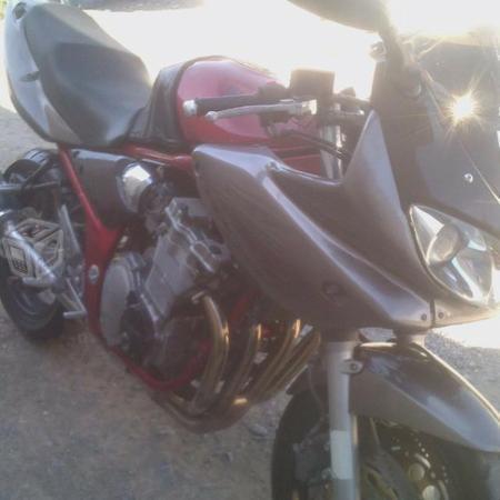 Moto suzuki 600cc 2001