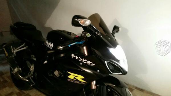 Gsxr 1000 excelente -06