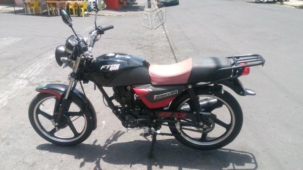 HERMOSA ITALIKA 125cc COMO NUEVA -14