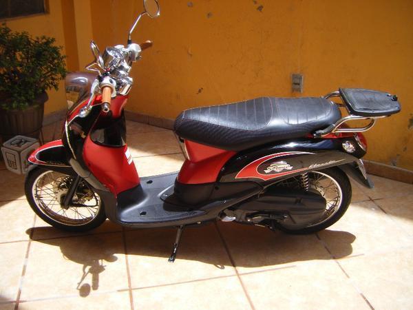 Motoneta yamaha fino -13