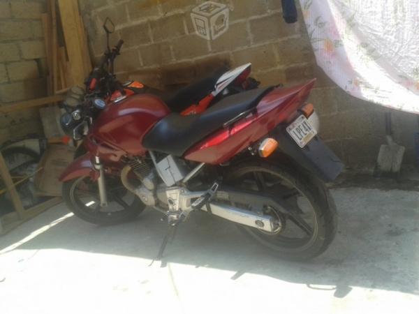 Honda twister 250cc -08