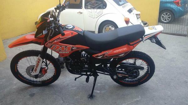 Bonita dm 200cc modelo V/C -15