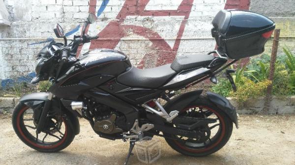 Bajaj Pulsar 200NS -14