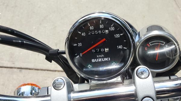 Suzuki GZ 150 -13