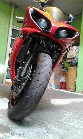 Yamaha YZF R1 Título y Pedimento -14