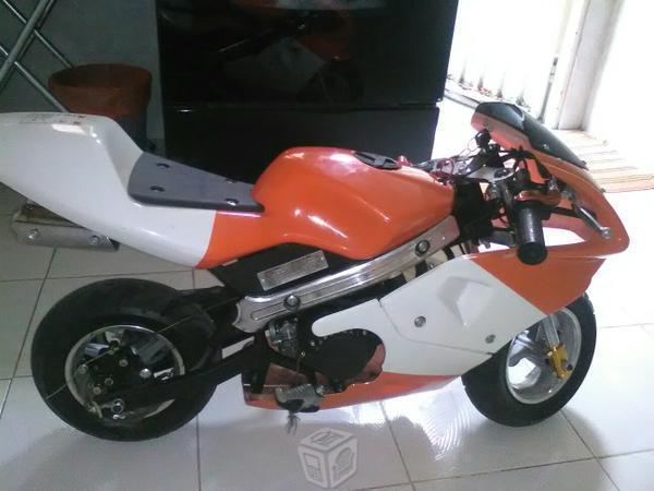 Mini moto de pista