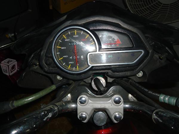 BAJAJ DISCOVER ST ROJA 125cc -14