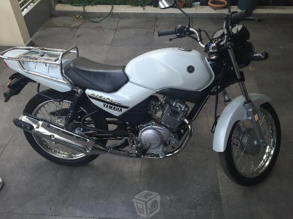 Yamaha YBR-125 Blanca -14