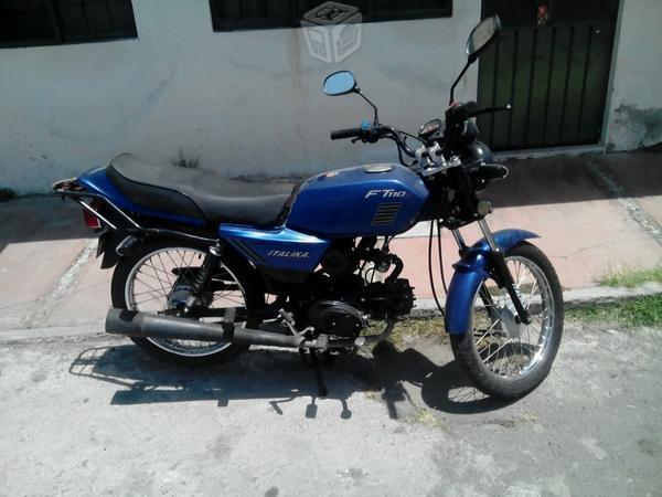 Moto itálika F110 -13