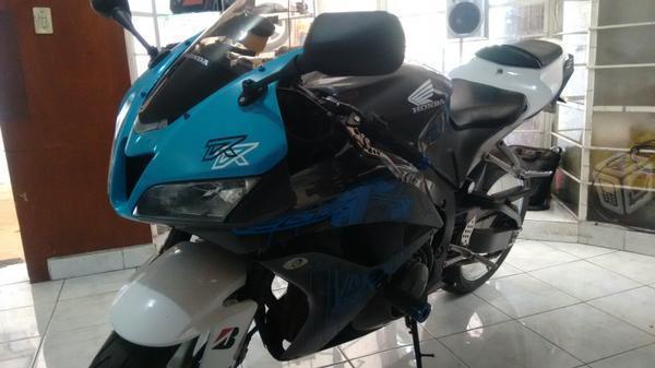 Honda rr edicion especial p/c auto -08