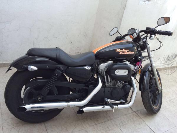 HD Sportster 883cc -10