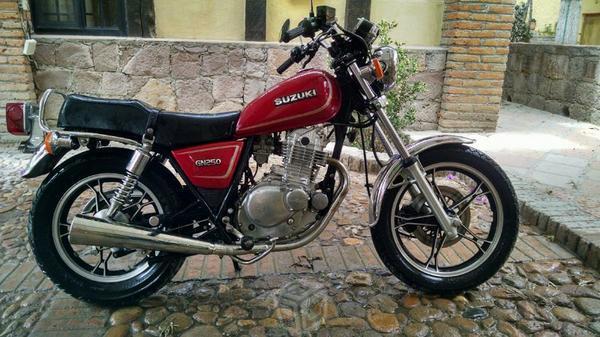 Gn Suzuki Choper 250cc Unico Dueño