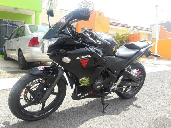 Honda CBR 250R -14