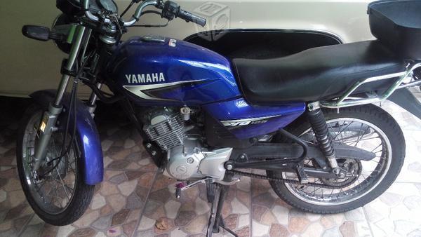 Yamaha yb como nueva solo 14900 k