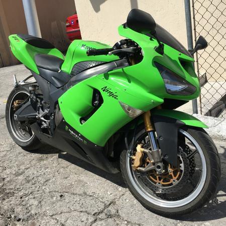 Kawasaki 636 cc ZX-6R -06