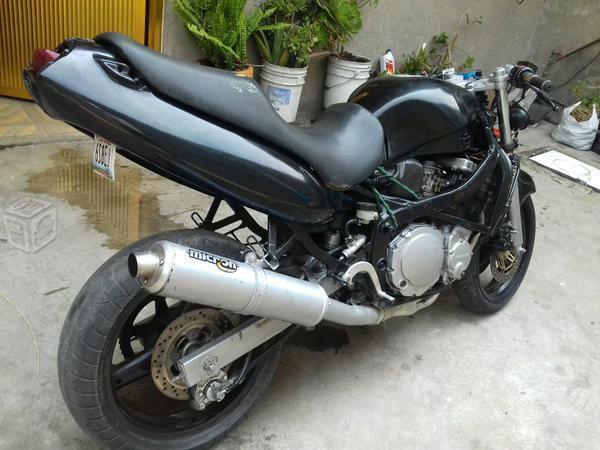 V/c suzuki r6 katana ,con detalle -98