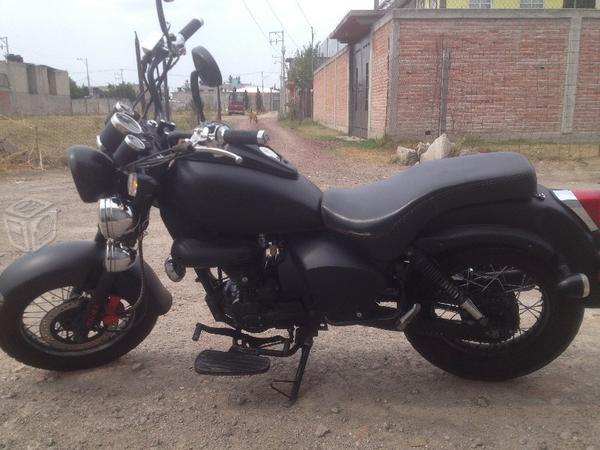 Moto Italika choper tc 200