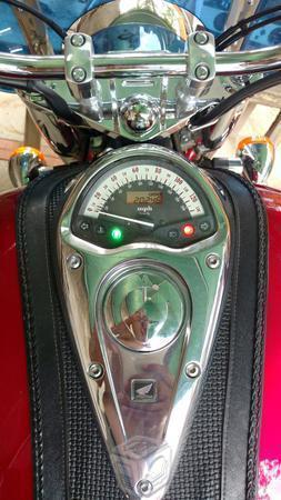 Hermosa motocicleta Honda -05
