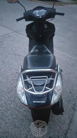 Honda cruising -14