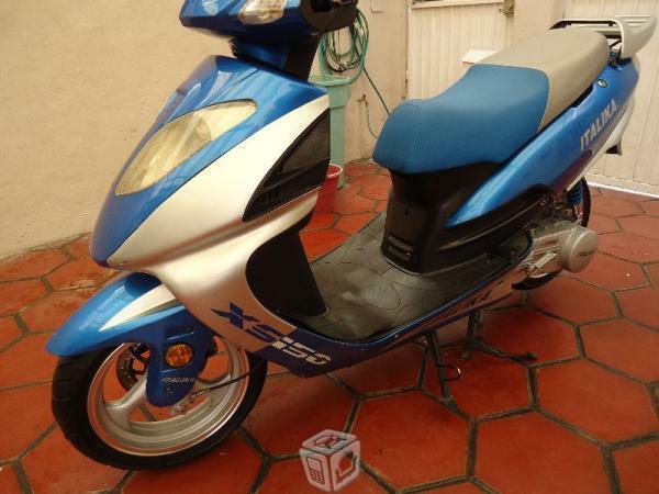 Motoneta 150cc impecable. -10