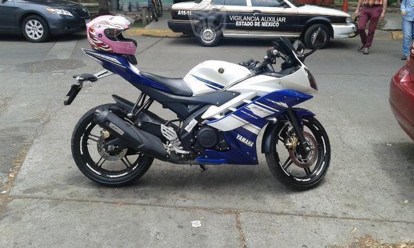 Yamaha r15 -15