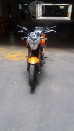 Benelli keeway es 200 CC