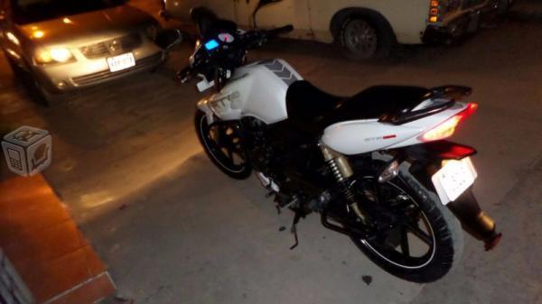 Motocicleta TVS180 -12