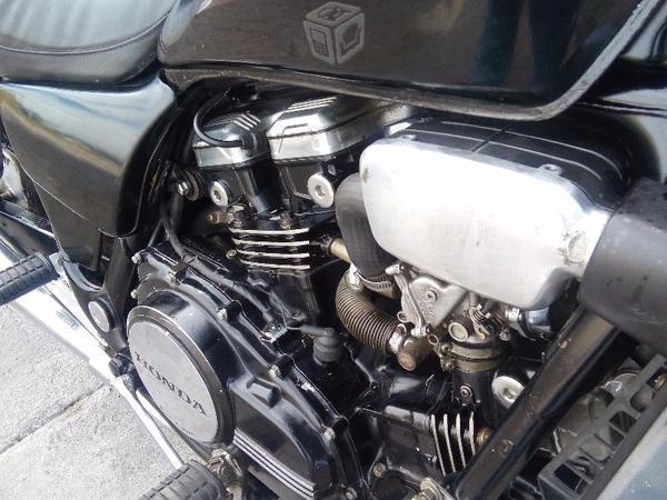 Para conocedores, honda magna 750cc -82