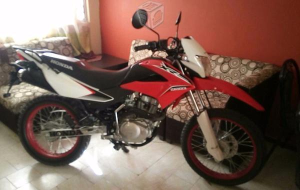 Venta moto honda xr150 -15