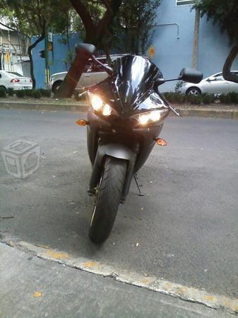 R6 mod. casi sin uso -05