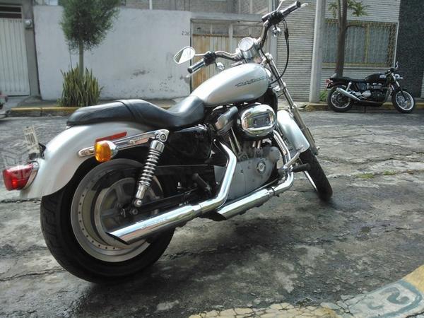 Harley Davidson Sportster XL 883 Custom -04