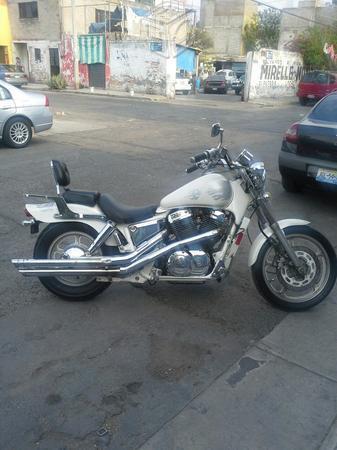 Honda Shadow 1100 -92