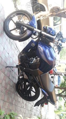 Yamaha fz Agarro cambios -14