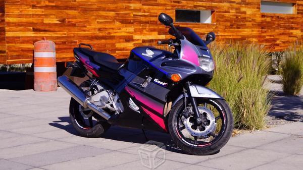 Cbr 600 como nueva