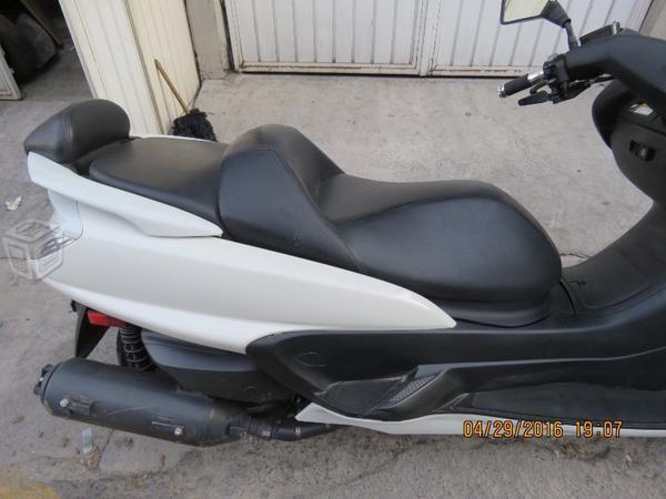 Yamaha scooter estorba -08