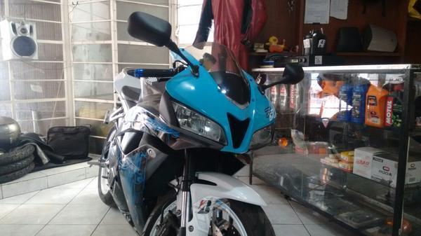 Honda rr edicion especial cbr p/c auto -08