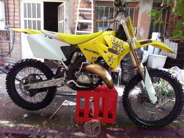 Suzuki rm 125 motocross -04
