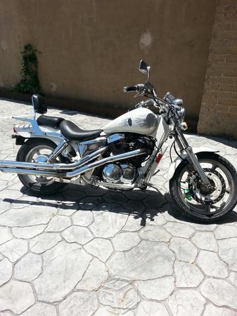 Honda Shadow 1100 -92