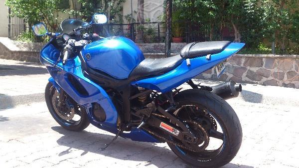 Excelente Yamaha R6 P/C -02