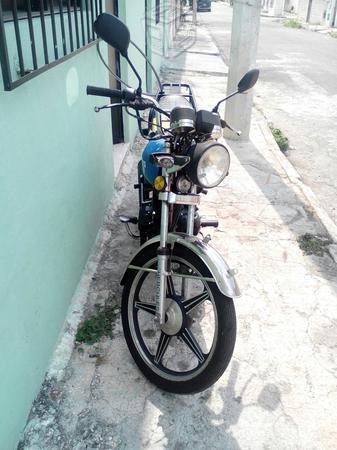 Vendo moto Hércules -11