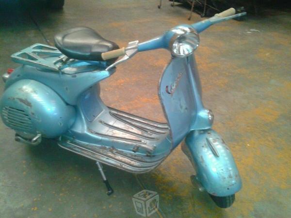 Vespa 150cc 1958 ITALIANA, AMARRADA -60