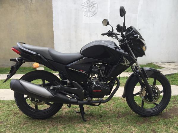 Bonita Moto Honda deportiva invicta 150 cc -13